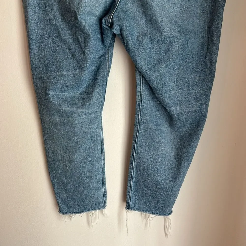 Madewell women’s the perfect vintage jeans Light Blue Denim Jeans distressed 33!